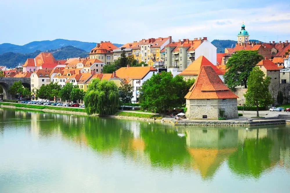 La Studio Maribor Exterior photo